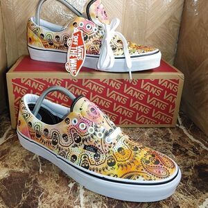 NEW Vans men Off the wall skateboard Skulls shoes sneaker size men 9.5 women 11